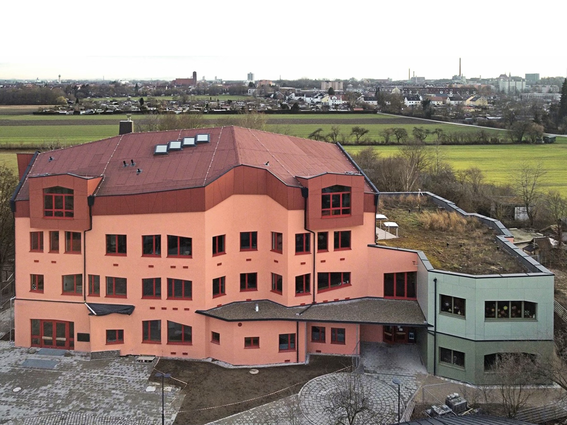 Einweihungsfeier für unser neues Schulhaus im Februar 2025